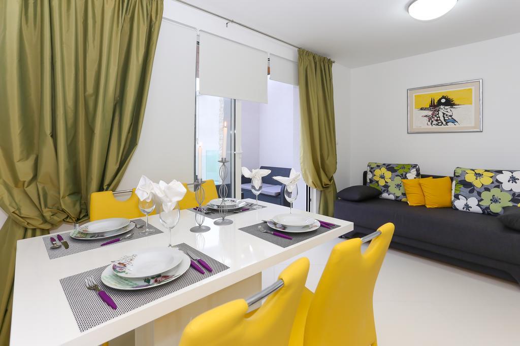 The Tribunj Suites 外观 照片