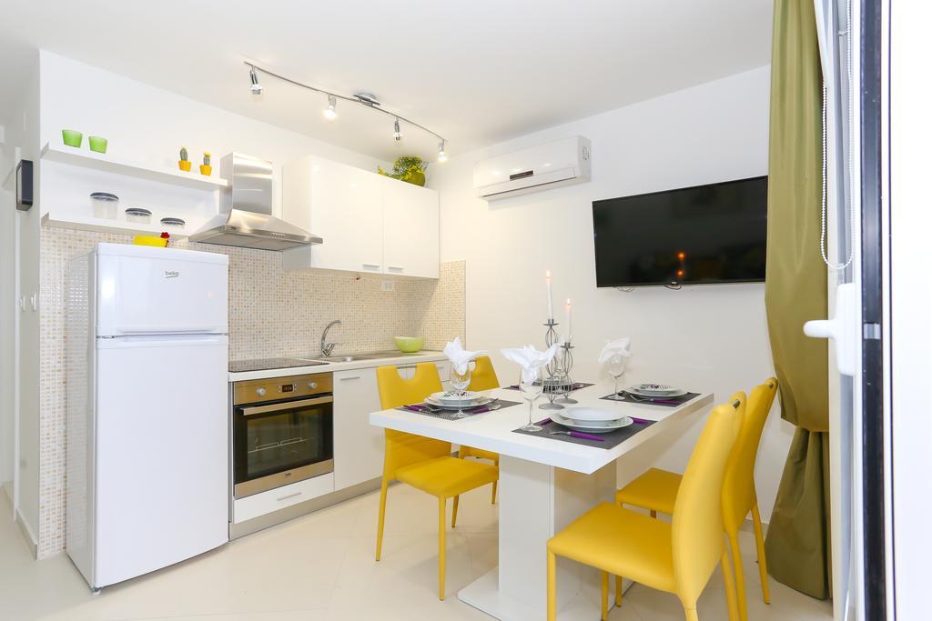 The Tribunj Suites 外观 照片